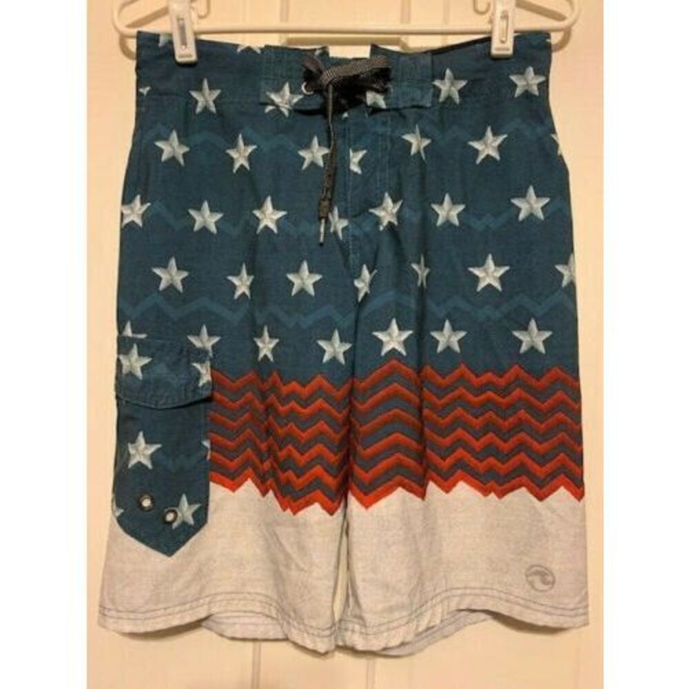 OCEAN CURRENT SIZE 28 BOARD SHORTS